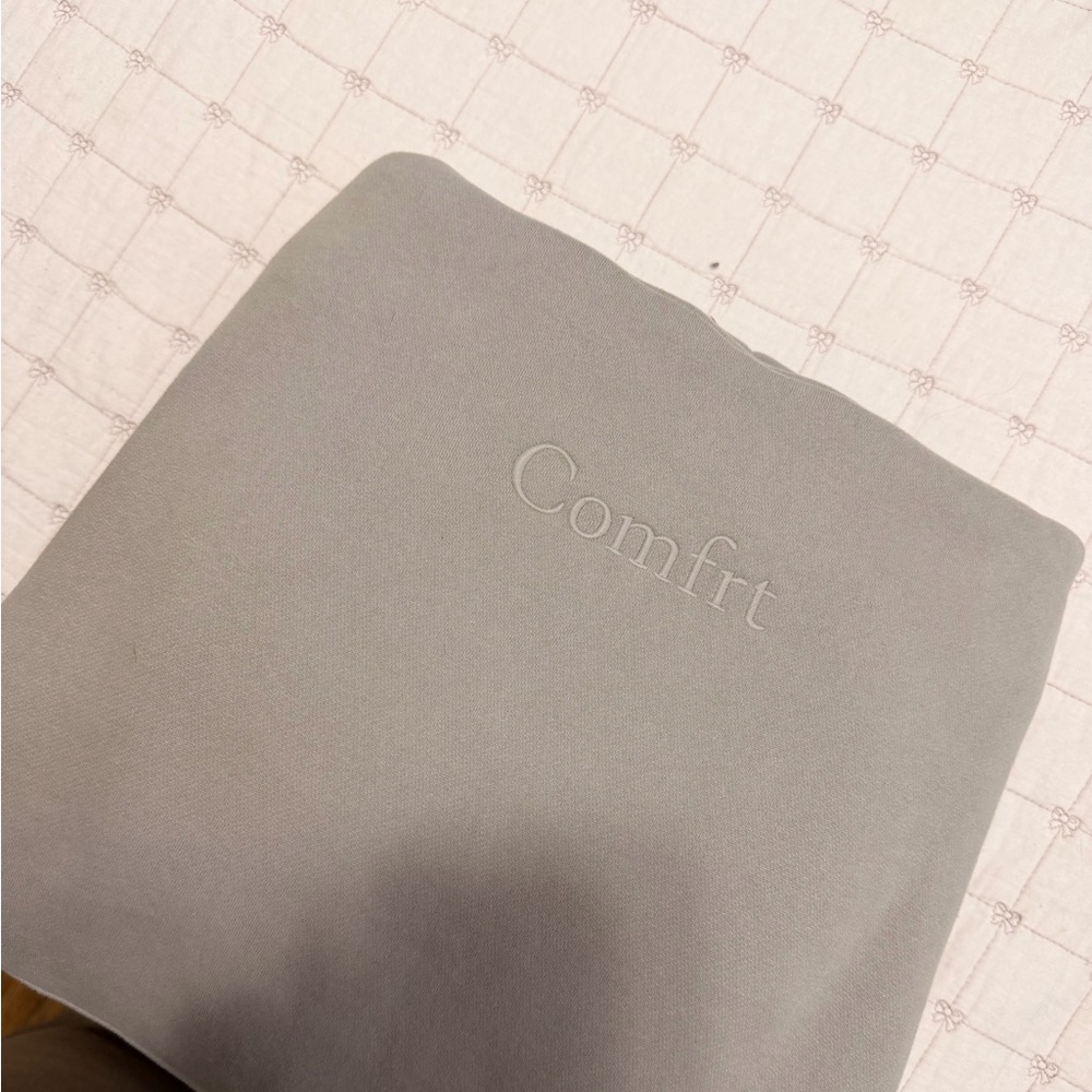 Comfrt sweater
